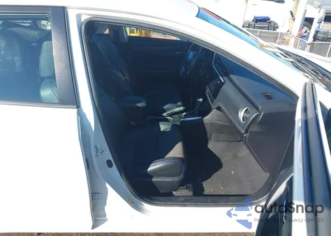 2017 Toyota Corolla Se из США, поврежденный, VIN 5YFBURHE3HP628833